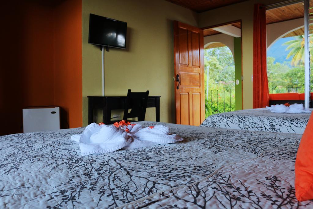 Hotel Las Flores Fortuna La Fortuna Kültér fotó