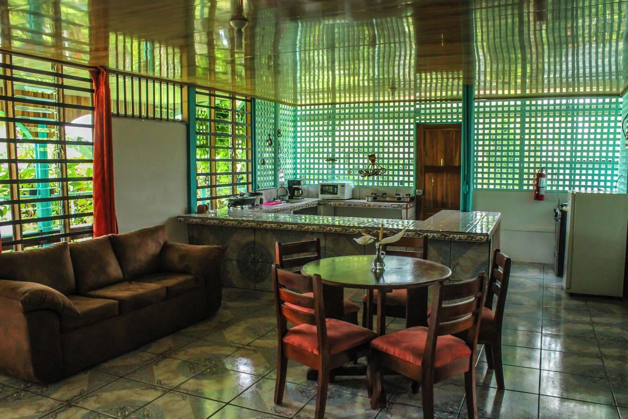Hotel Las Flores Fortuna La Fortuna Kültér fotó