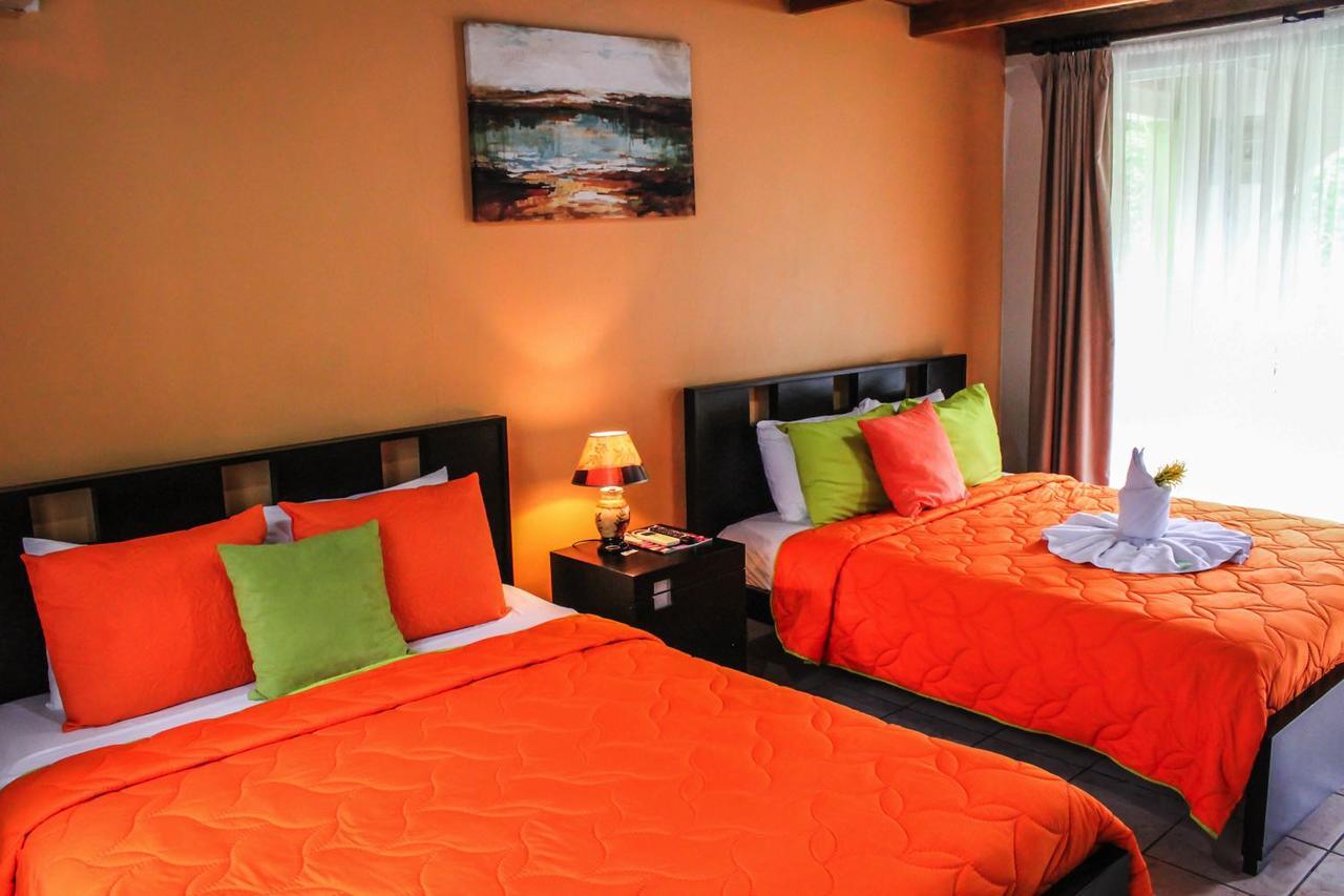 Hotel Las Flores Fortuna La Fortuna Kültér fotó