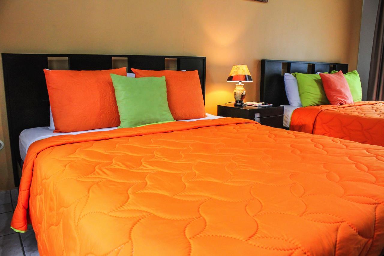 Hotel Las Flores Fortuna La Fortuna Kültér fotó