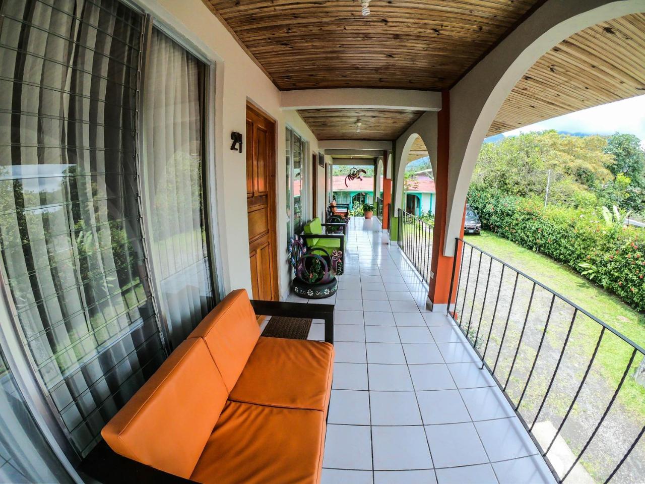 Hotel Las Flores Fortuna La Fortuna Kültér fotó