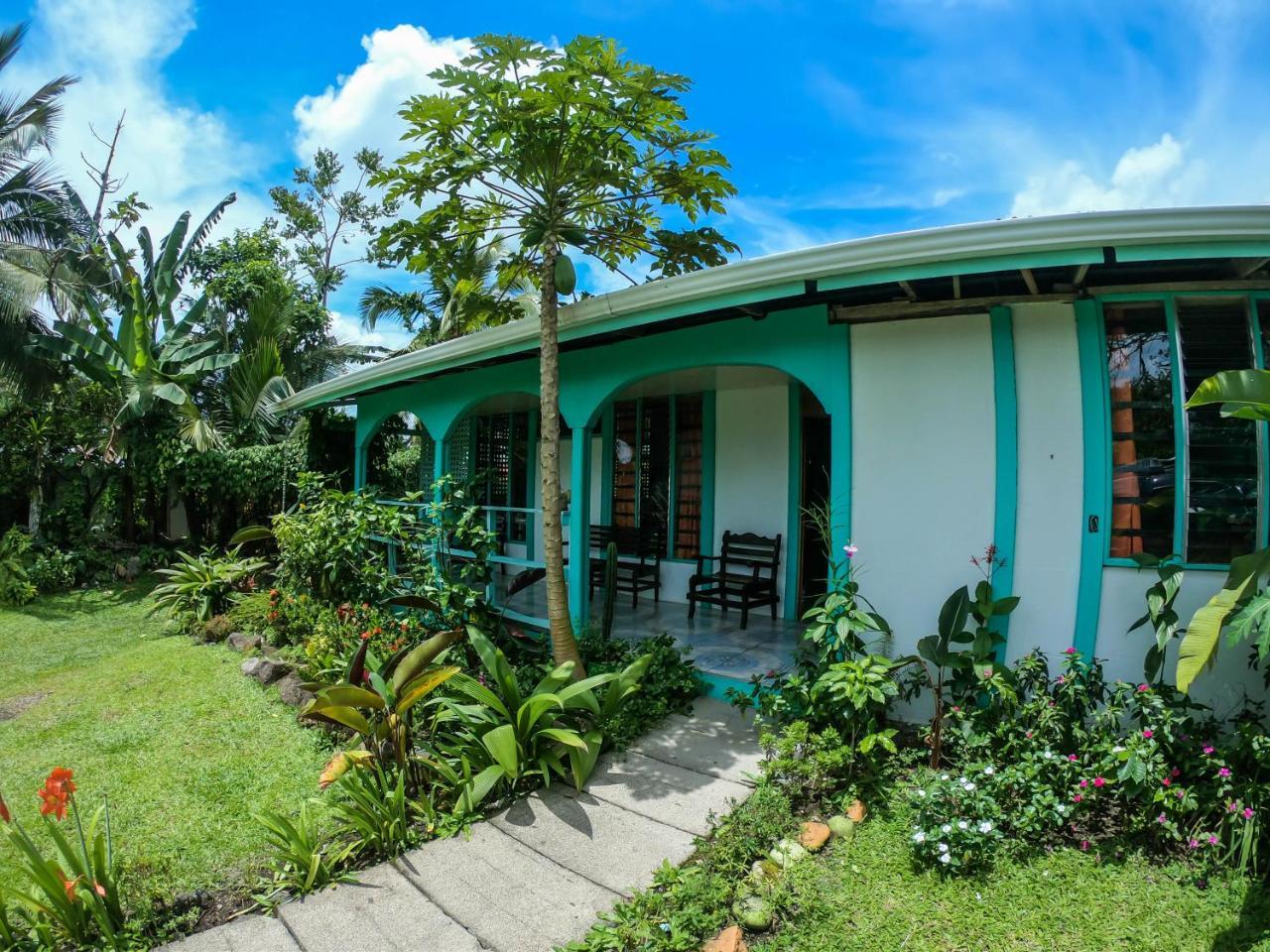 Hotel Las Flores Fortuna La Fortuna Kültér fotó